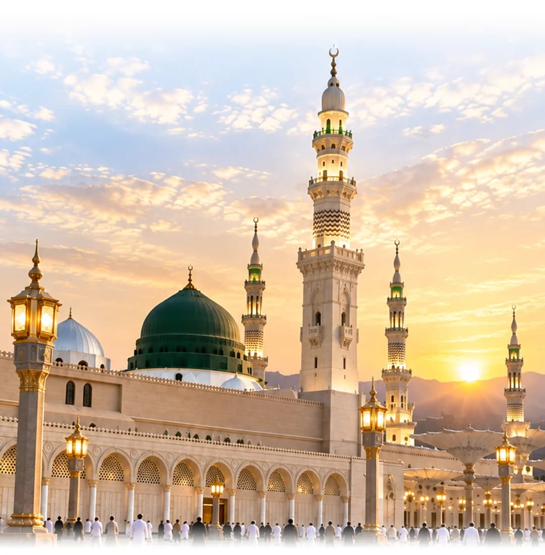 Pilgrims at the Kaaba, background for flexible August Umrah package options